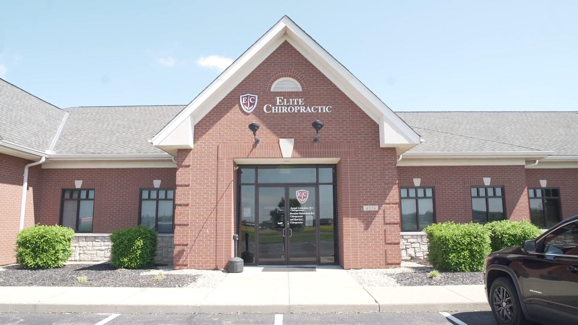 homepage office image-3